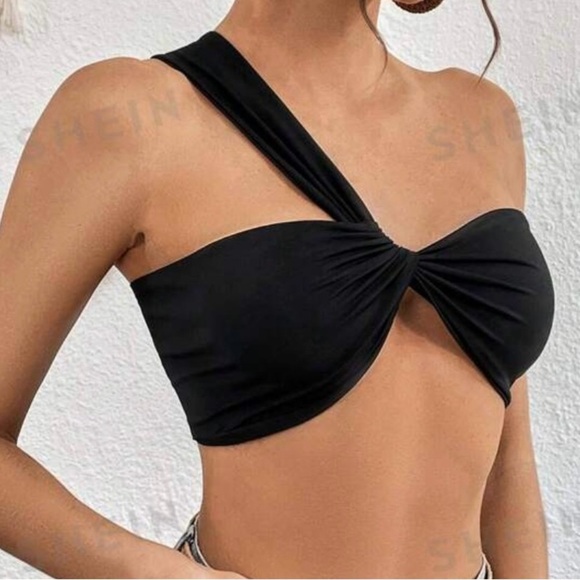 Woman one shoulder black top - Picture 1 of 3